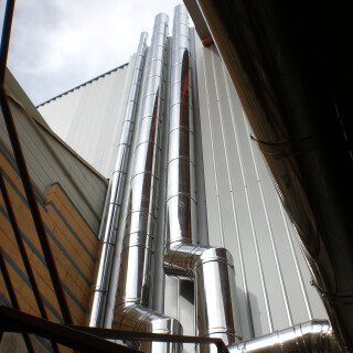 Double-walled stainless steel modular duct with sealing gasket and 30 mm high density rock wool intermediate insulation