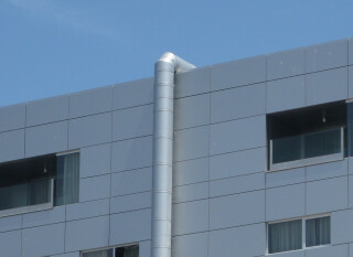 Double-walled stainless steel modular duct with sealing gasket and 30 mm high density rock wool intermediate insulation